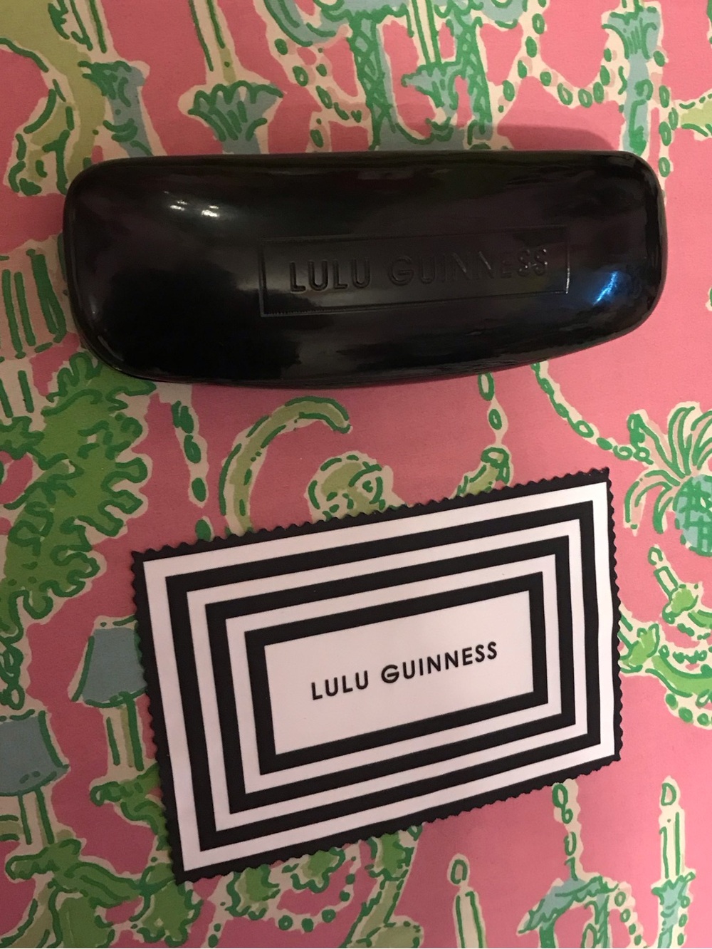 Lulu Guinness black eyeglasses case with lens cloth